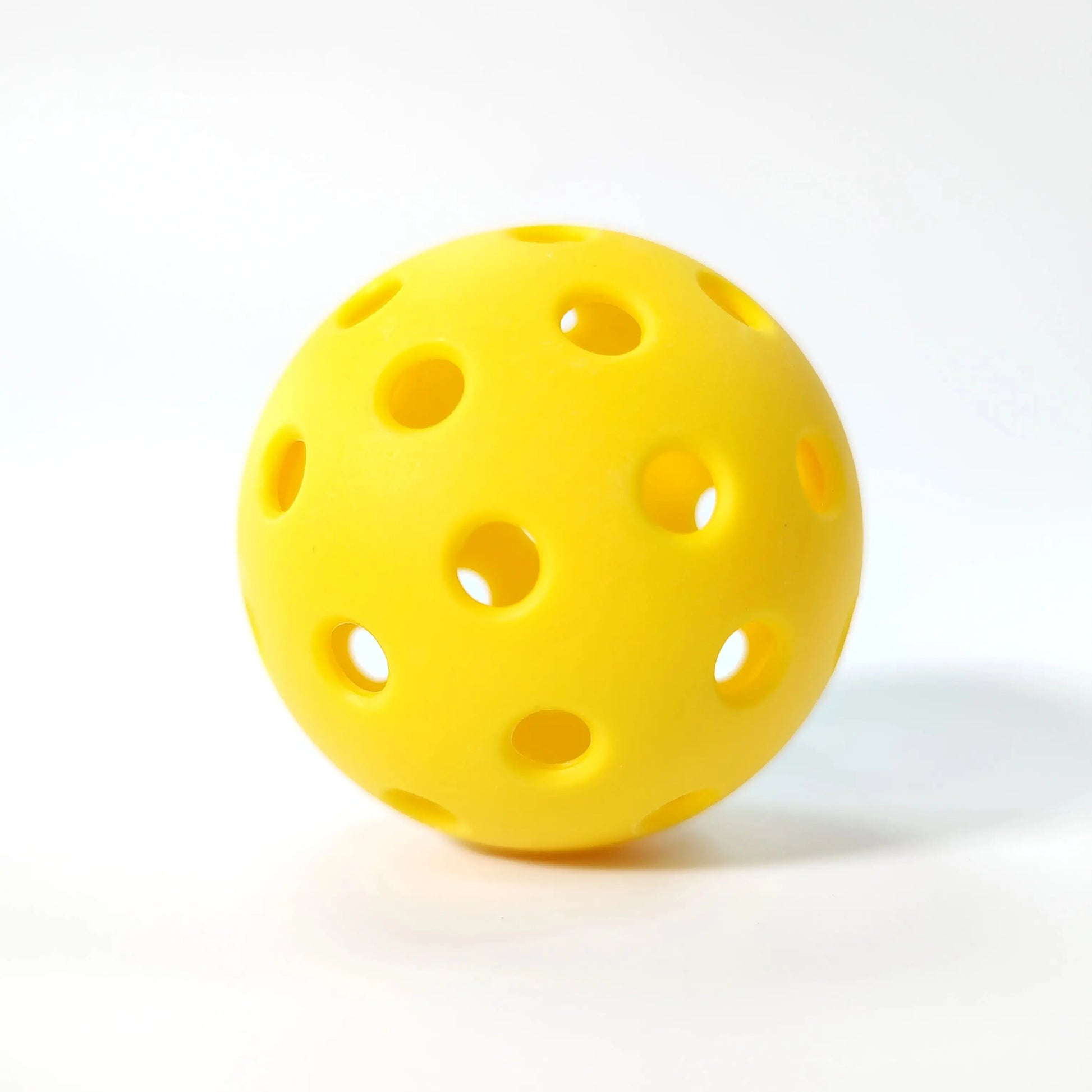 Orbia Sports 3Pcs Durable Pickleball Balls Outdoor 40 Holes Training Pickleball Accessories 74Mm Standard Pickle Balls